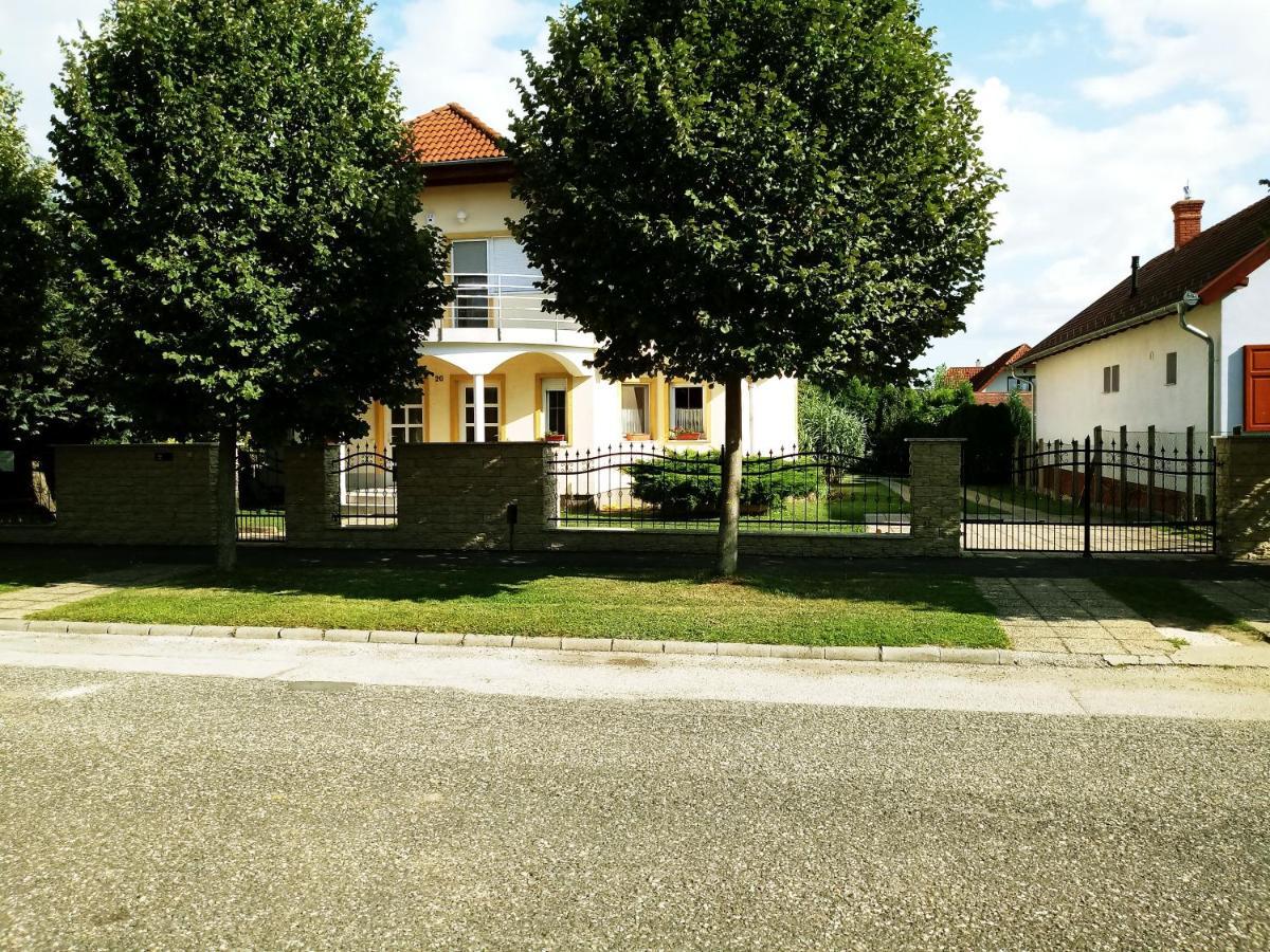 Abigel Thermal Apartman Buk Exterior photo